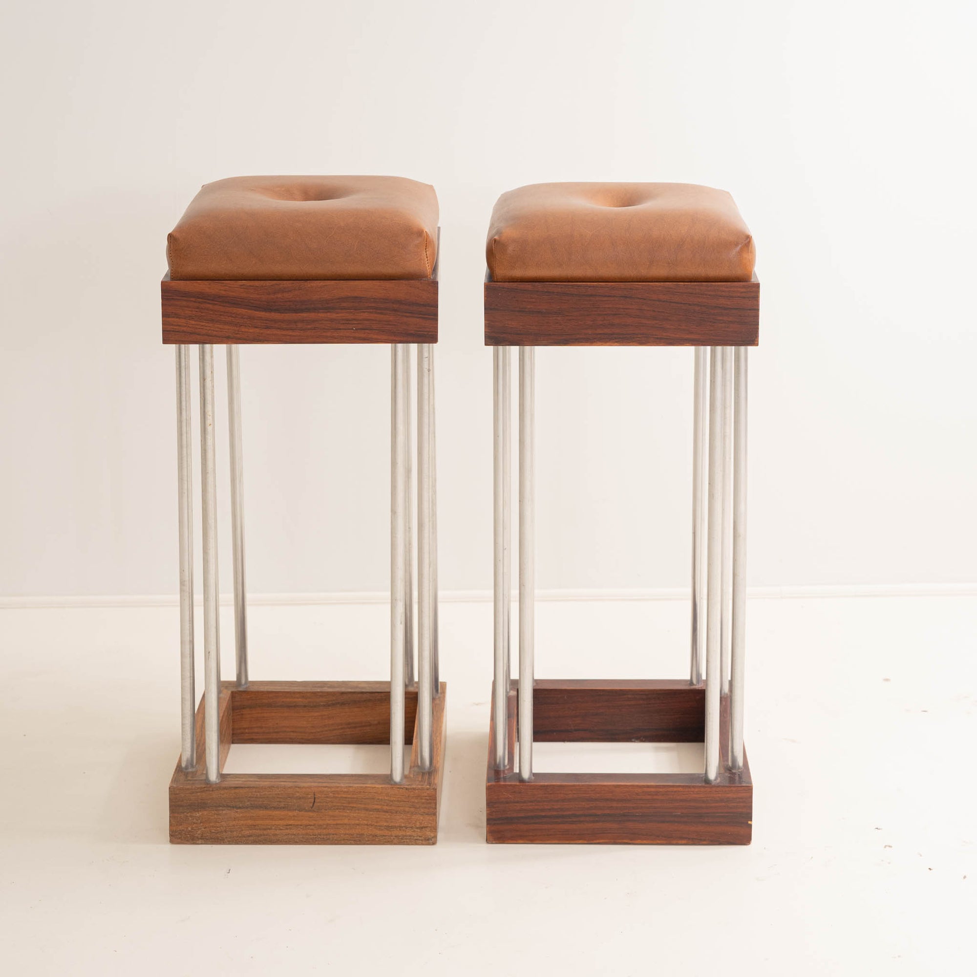 Rare Italian Bar Unit with Stools