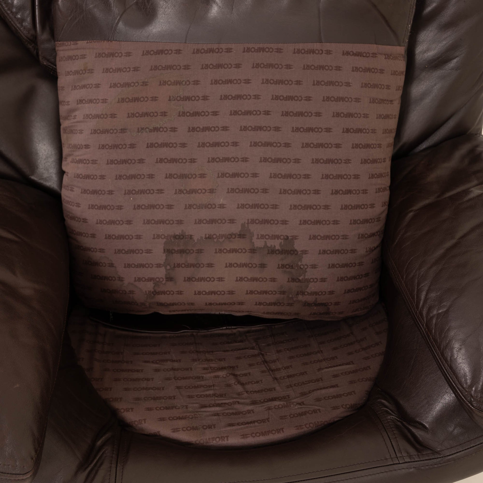 Il Portrone armchair by Titiana Ammannati& Giampiero Vitelli for Comfort