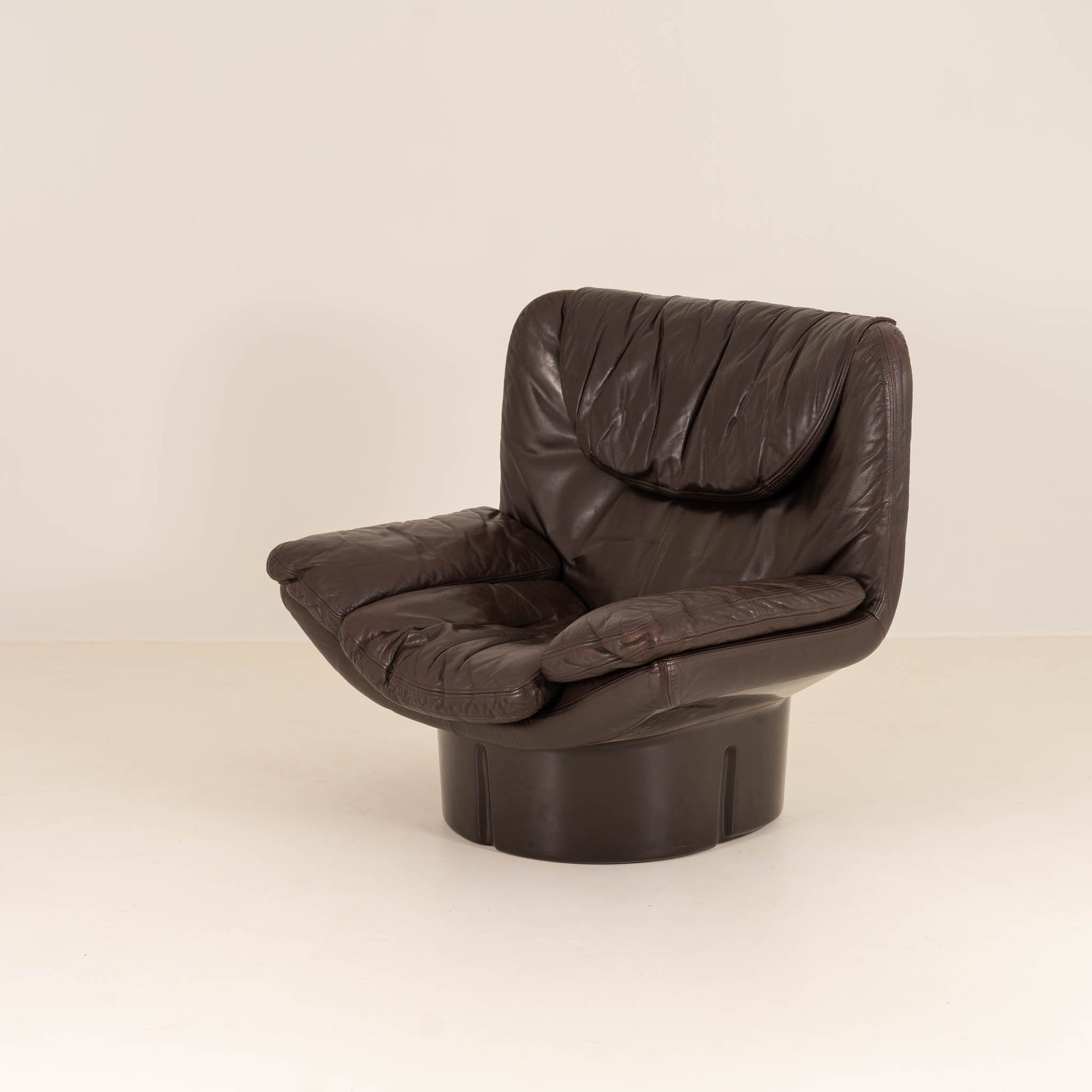 Il Portrone armchair by Titiana Ammannati& Giampiero Vitelli for Comfort